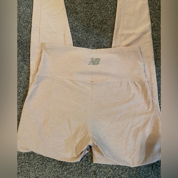 New Balance leggings - Picture 2 of 3